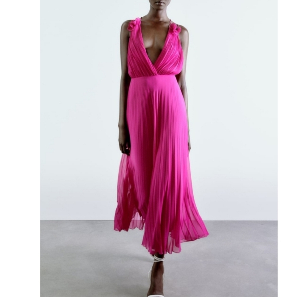 Zara Pleated Pink Dress Size S NWT - Picture 3 of 16